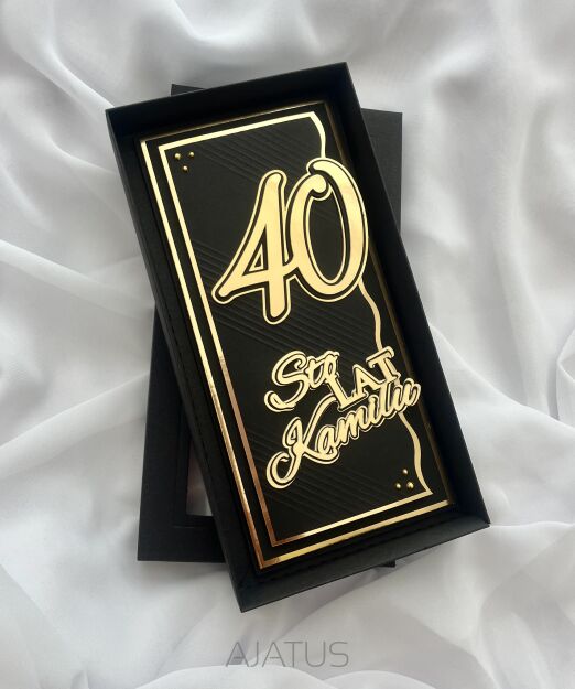 KARTKA W PUDEŁKU MĘSKA NA 40 URODZINY